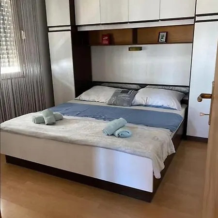Apartment Marsic & Baska Voda