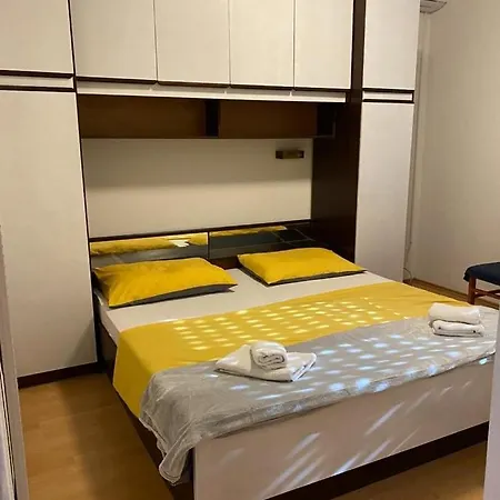 Apartment Marsic & *